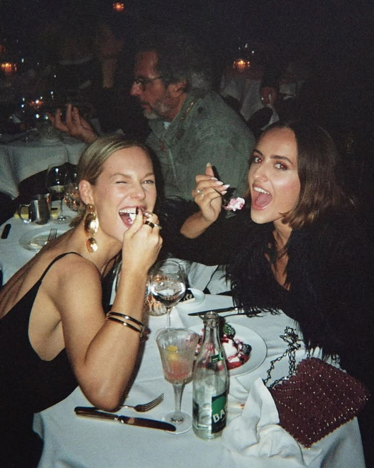 “Met my co-founder at table six.” Elin S.